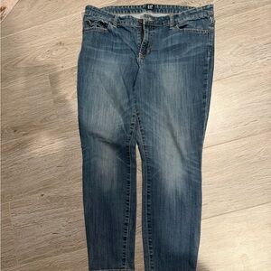 GAP Women's Classic Blue Skinny Jeans